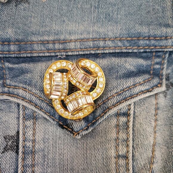 Triple Coil Brooch Gold Tone with Baguette and Round Rhinestones Bling Statement - Picture 7 of 10